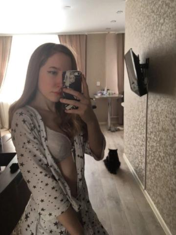 Викуся